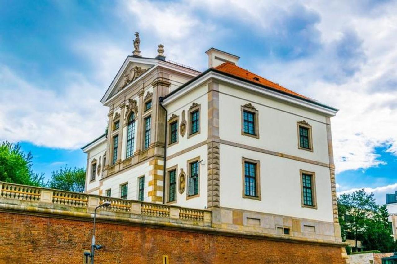 Helvetia Plus B&B - Private Rooms And Apartments Warsaw Ngoại thất bức ảnh