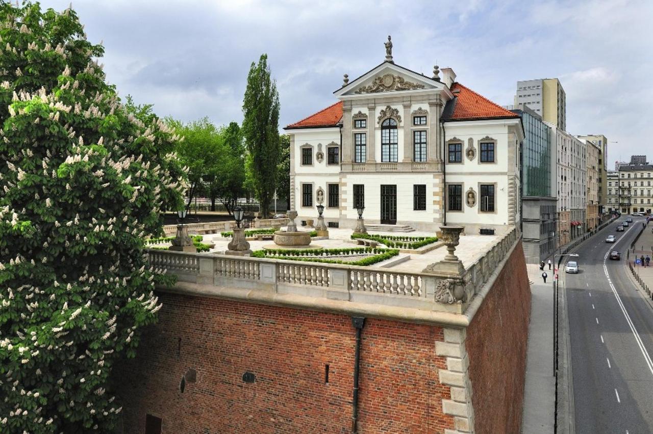Helvetia Plus B&B - Private Rooms And Apartments Warsaw Ngoại thất bức ảnh